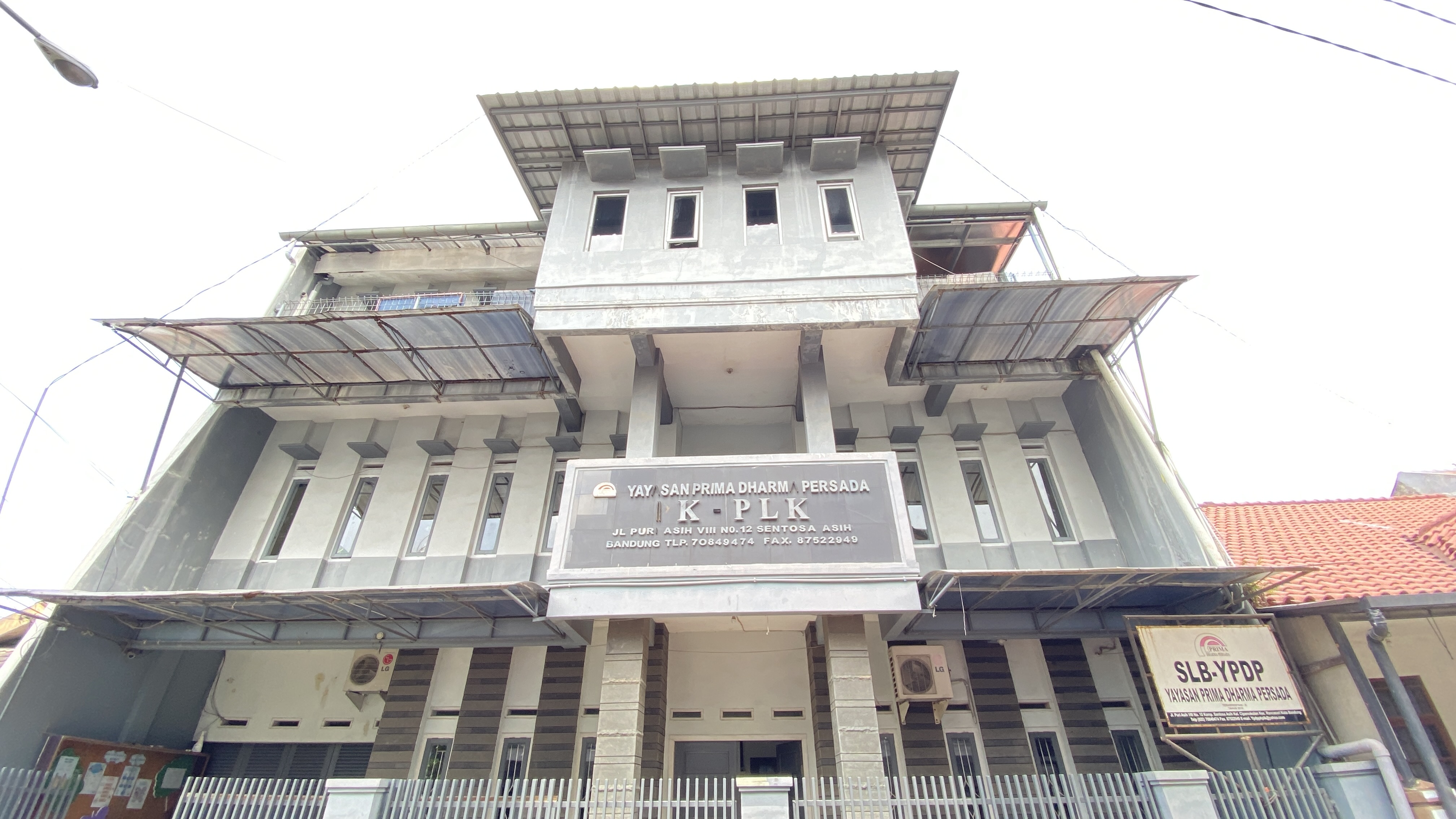 Tampak Depan